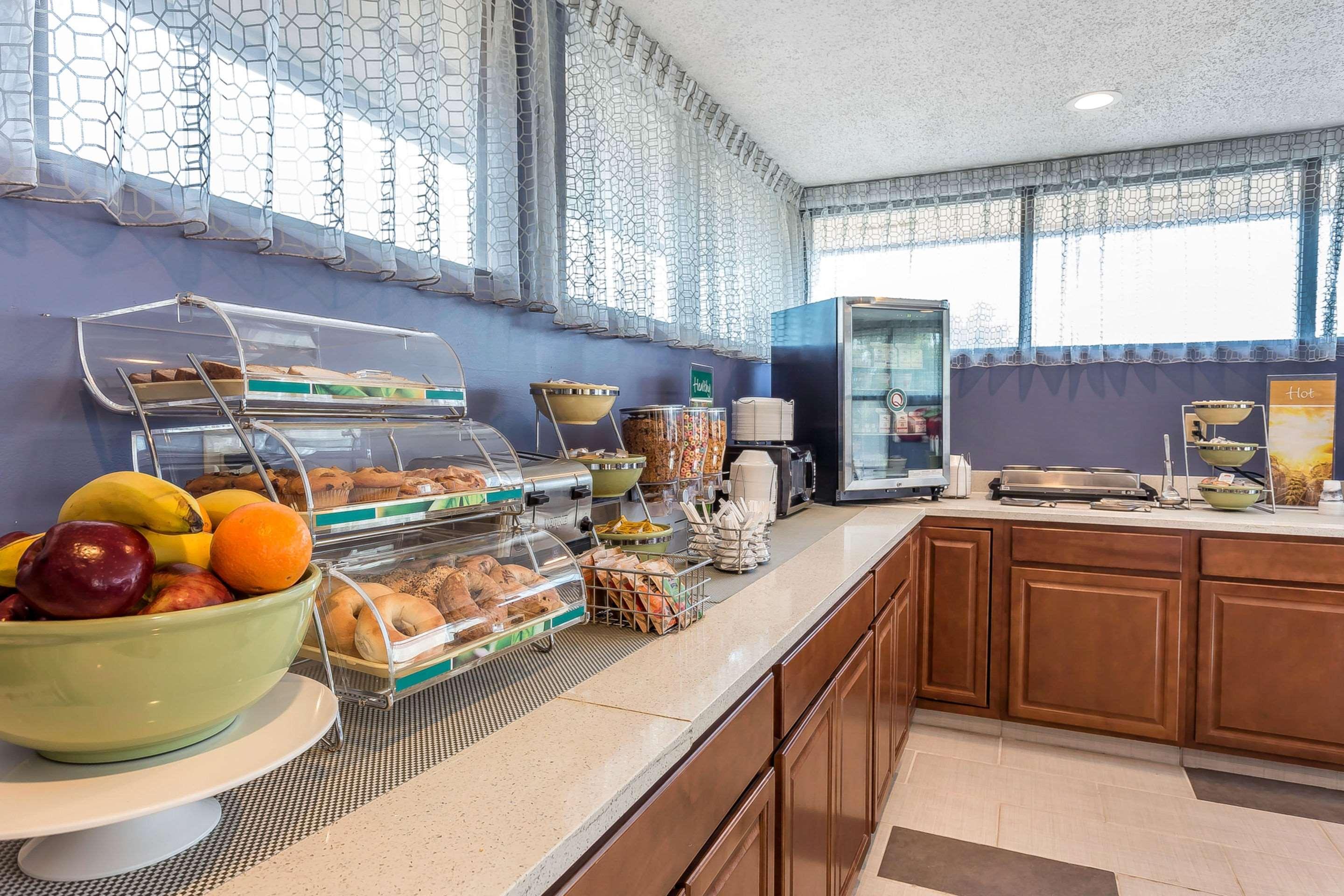 Quality Inn Aberdeen Экстерьер фото