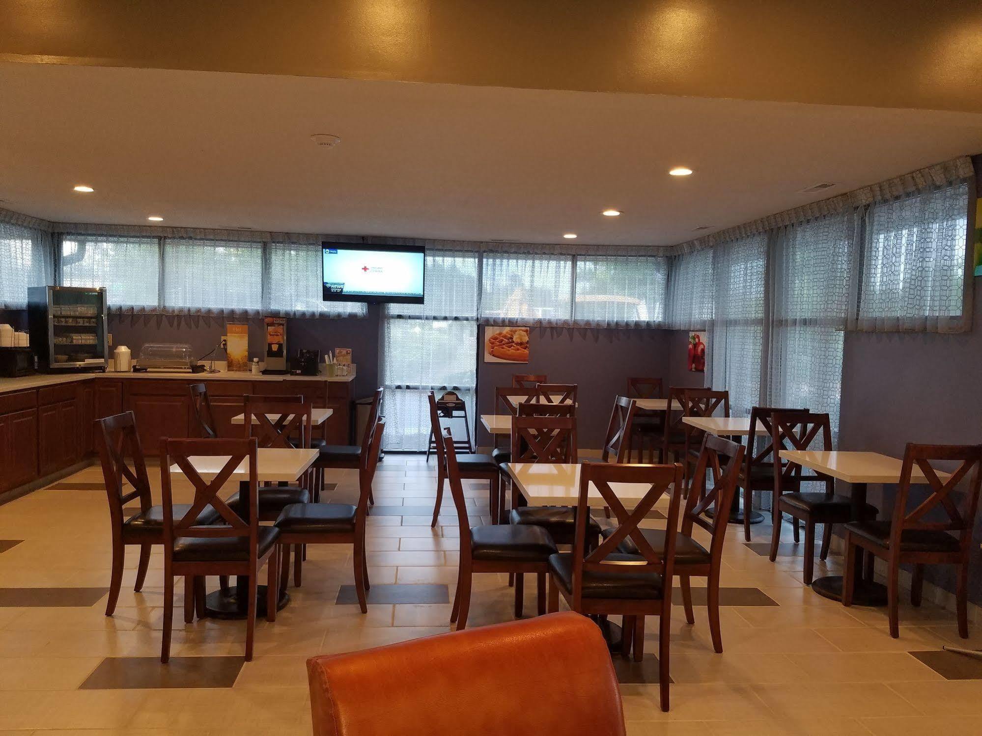 Quality Inn Aberdeen Экстерьер фото