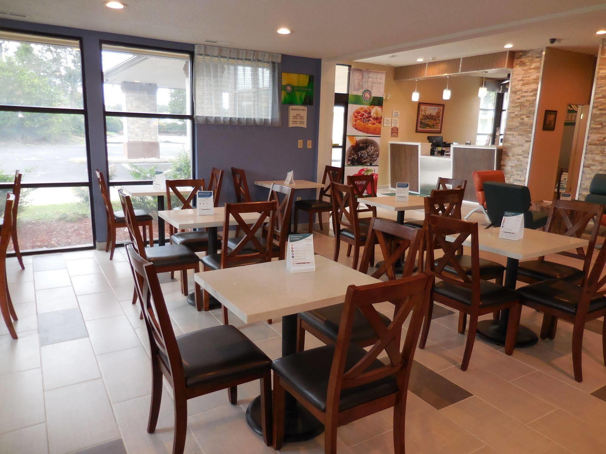 Quality Inn Aberdeen Экстерьер фото
